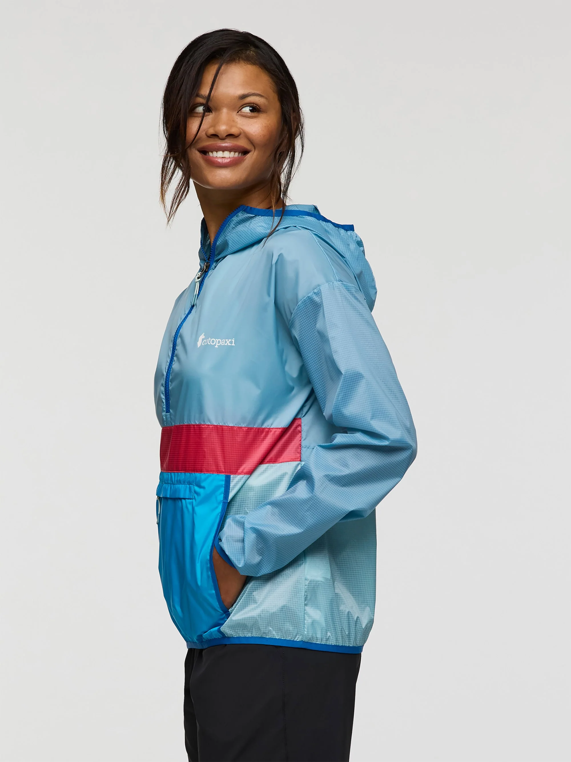 Cotopaxi Womens Teca Half-Zip Windbreaker - Image 3