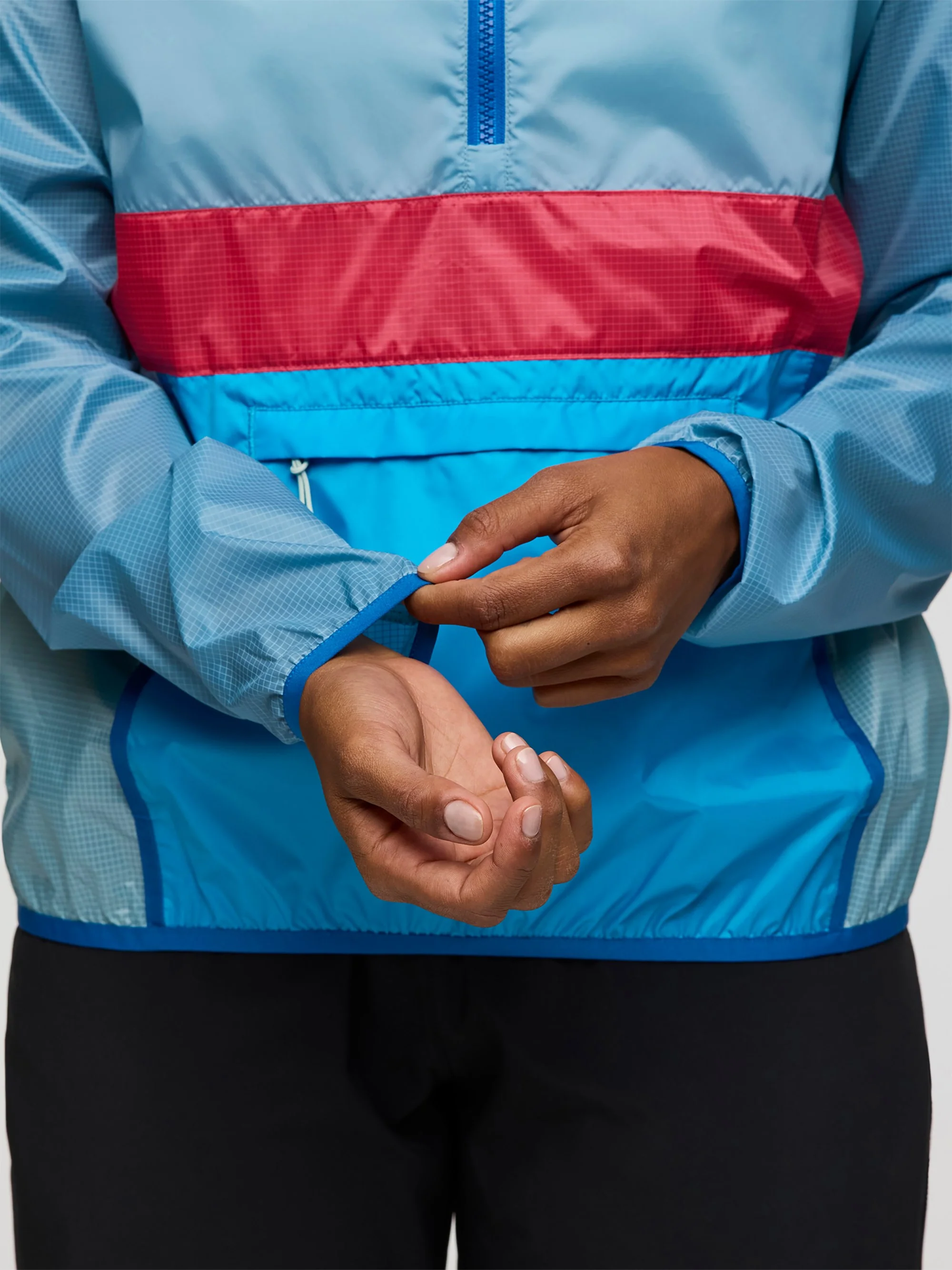 Cotopaxi Womens Teca Half-Zip Windbreaker - Image 5