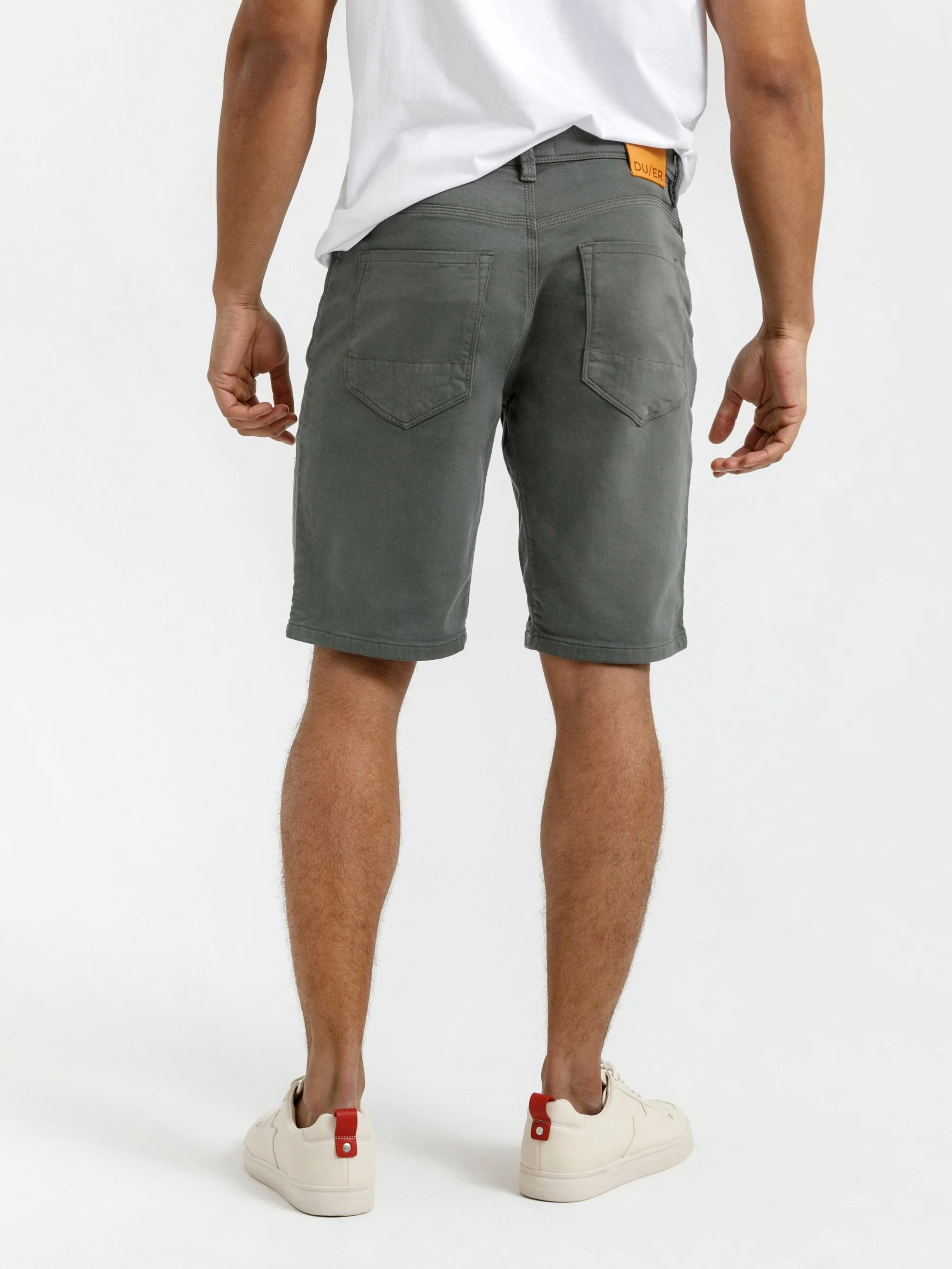 Duer Mens No Sweat Relaxed Shorts - Image 6