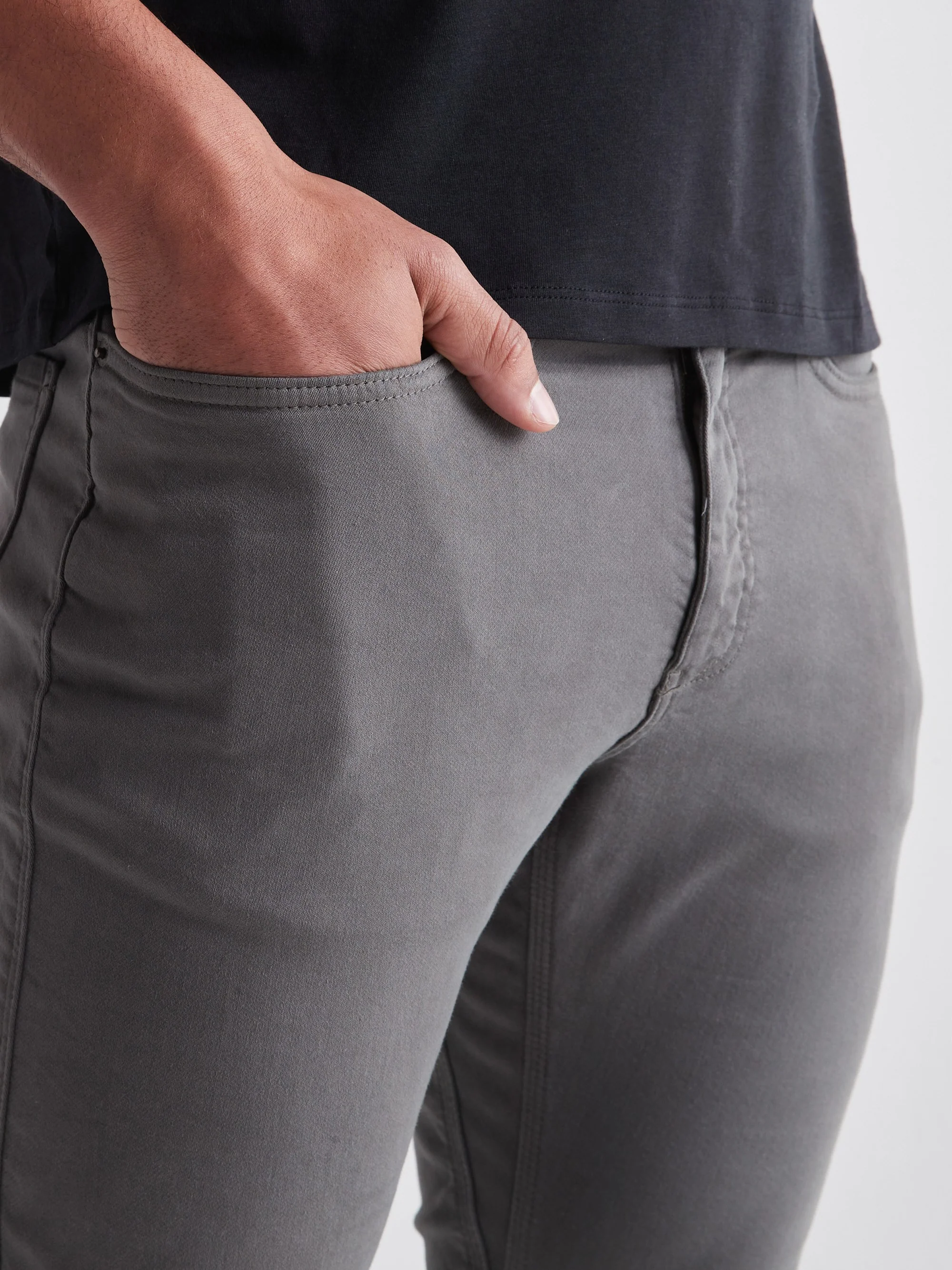 Duer Mens No Sweat Relaxed Taper Pants - Image 16