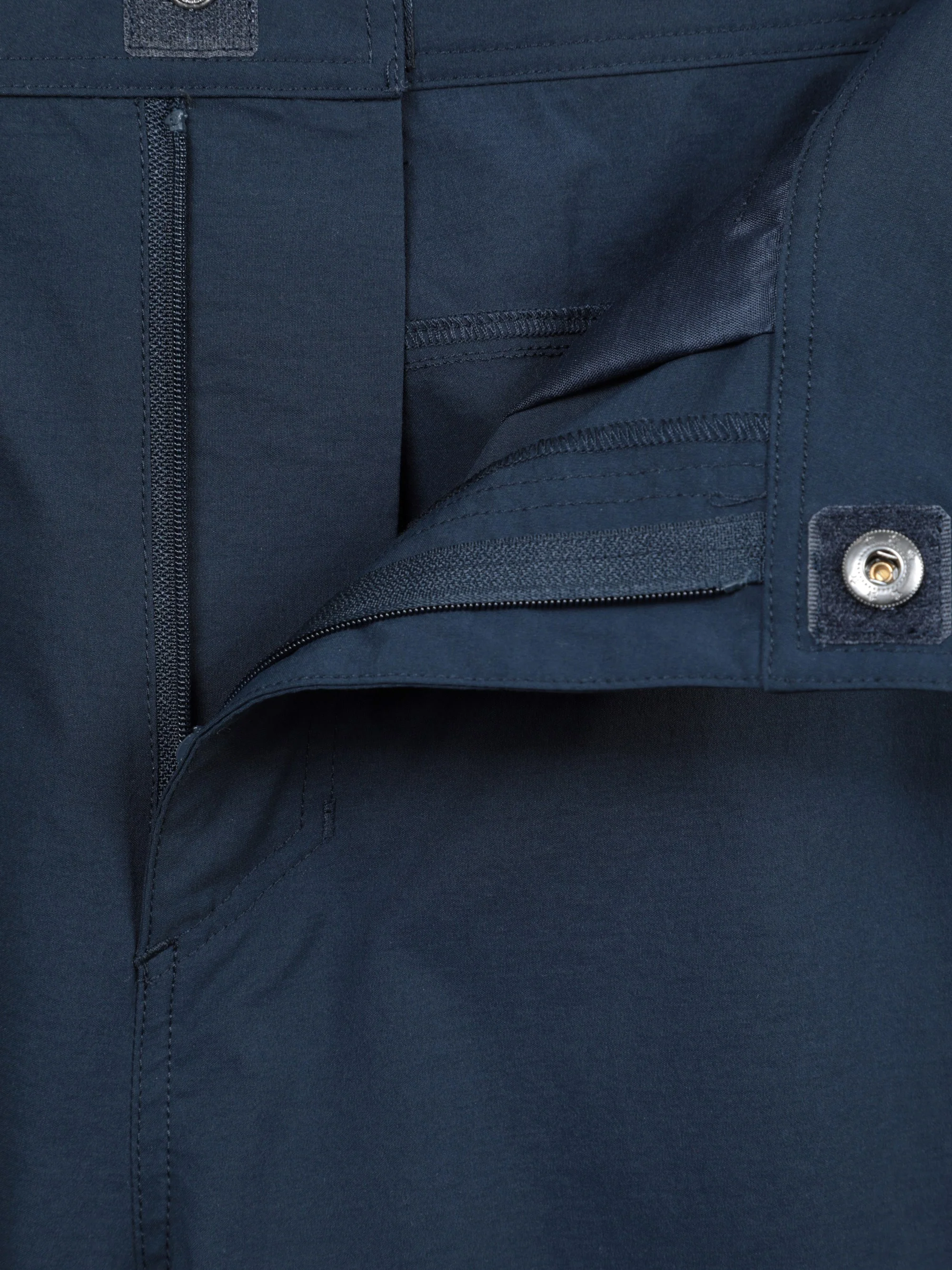 EMS Delta Men's Cargo Stretch Shorts - Image 11