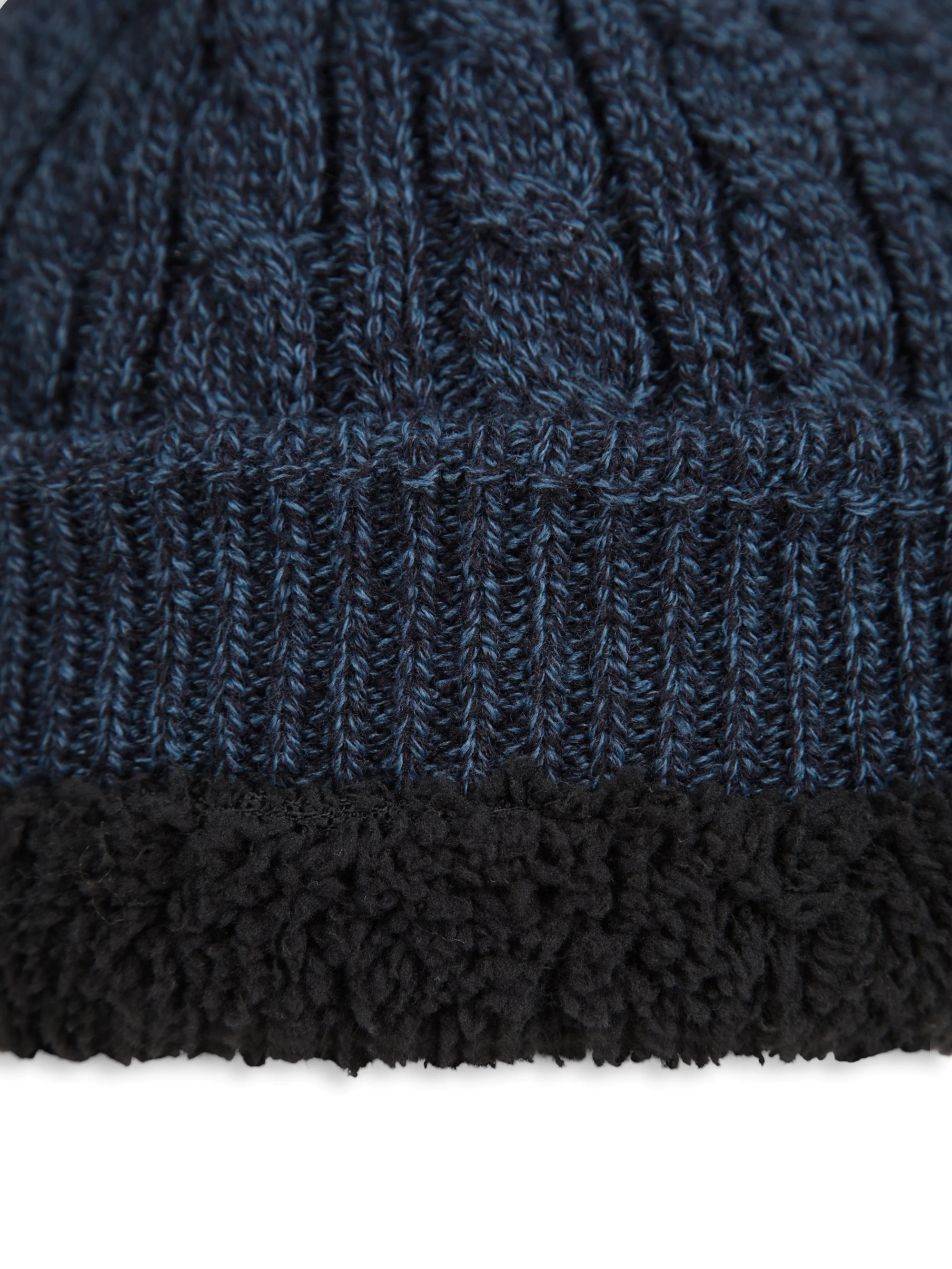 EMS Drew Mens Fur Lined Cable Beanie - Image 17