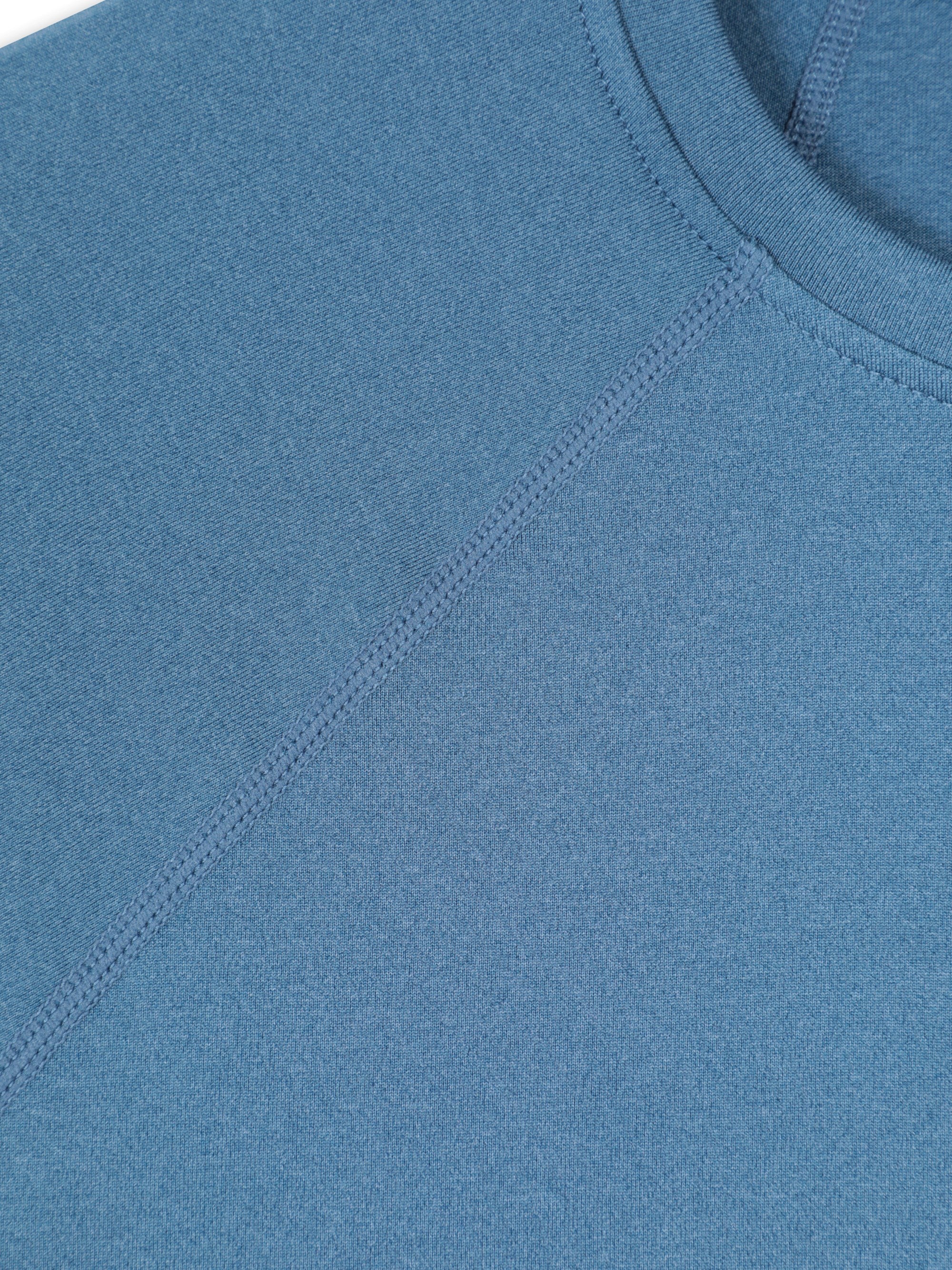 EMS Essence Peak Womens Boxy Tee - Image 15