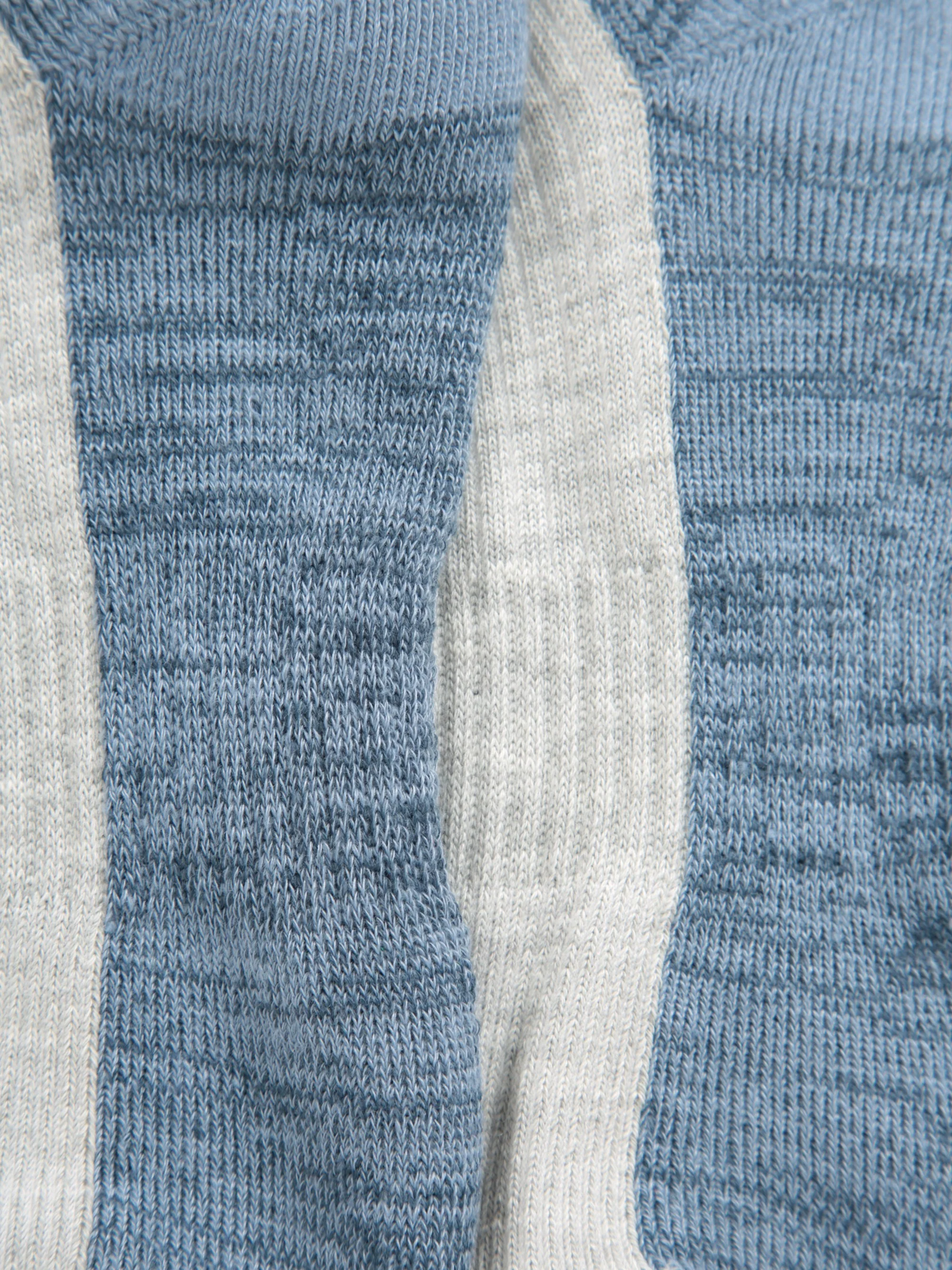 EMS IsoCool Womens Mid-Calf Hiker Socks - Image 13