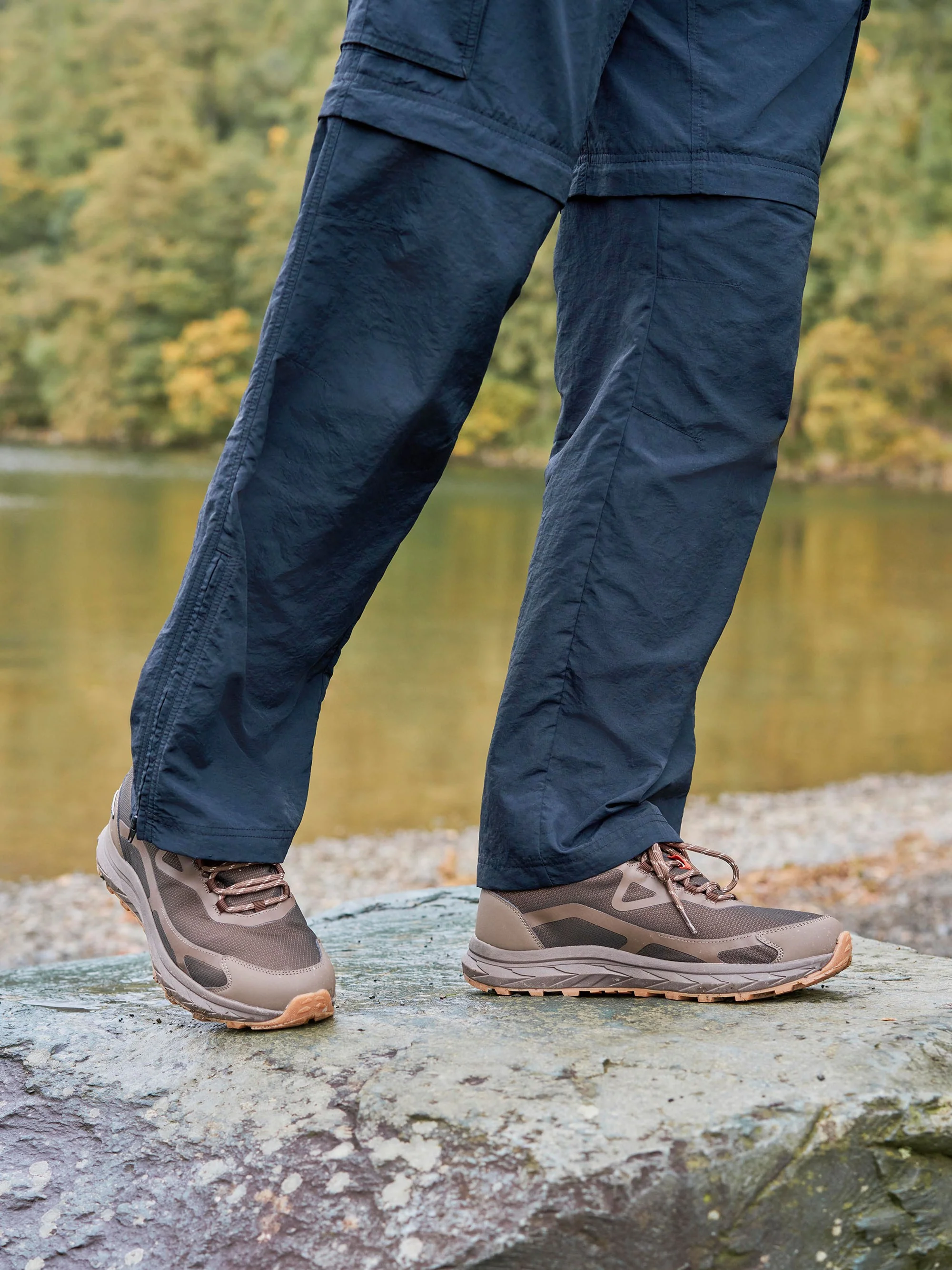 EMS Magnitude Men’s Waterproof Hiking Shoe - Image 9