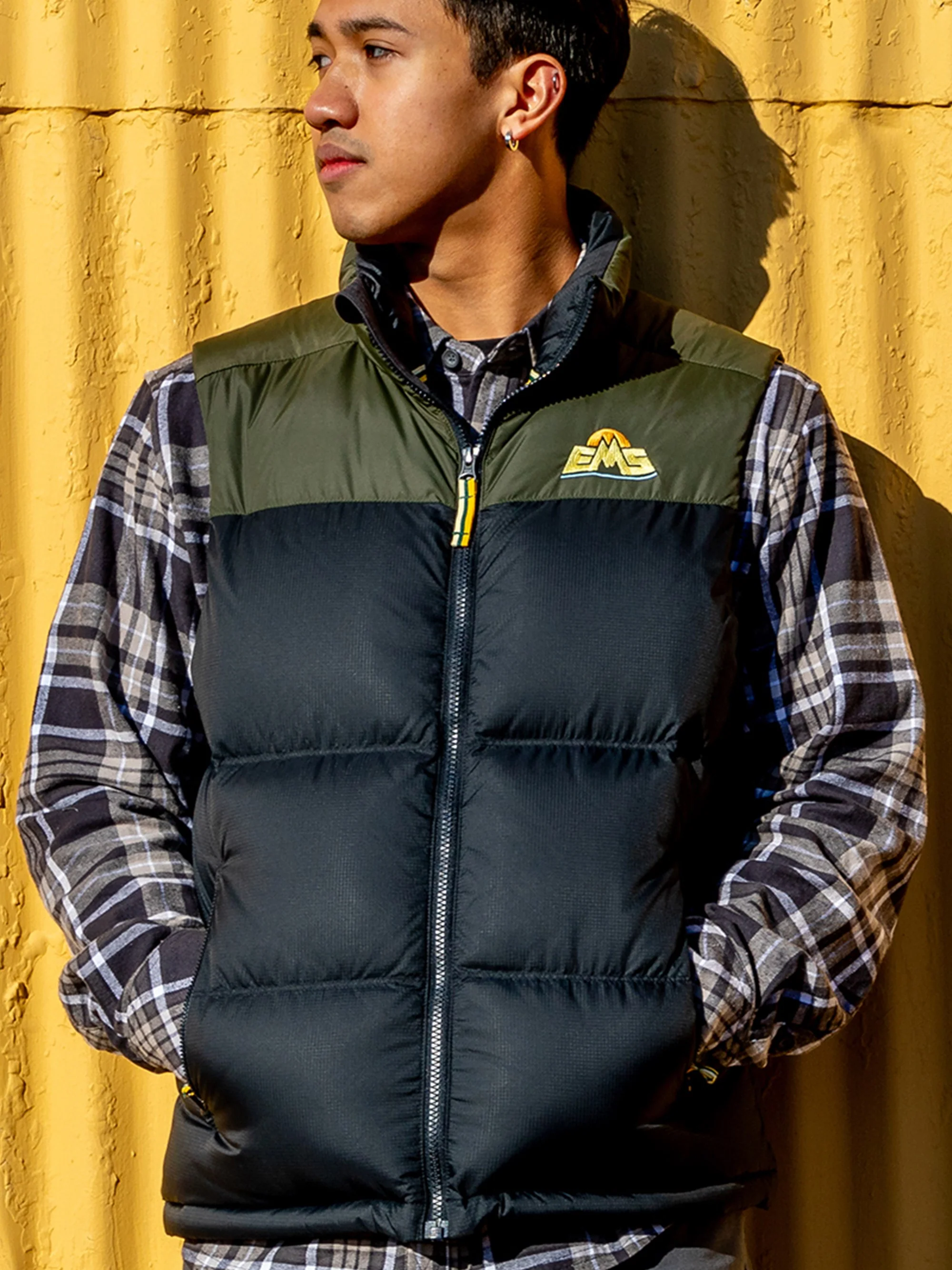 EMS Men's '67 Down Vest - Image 20