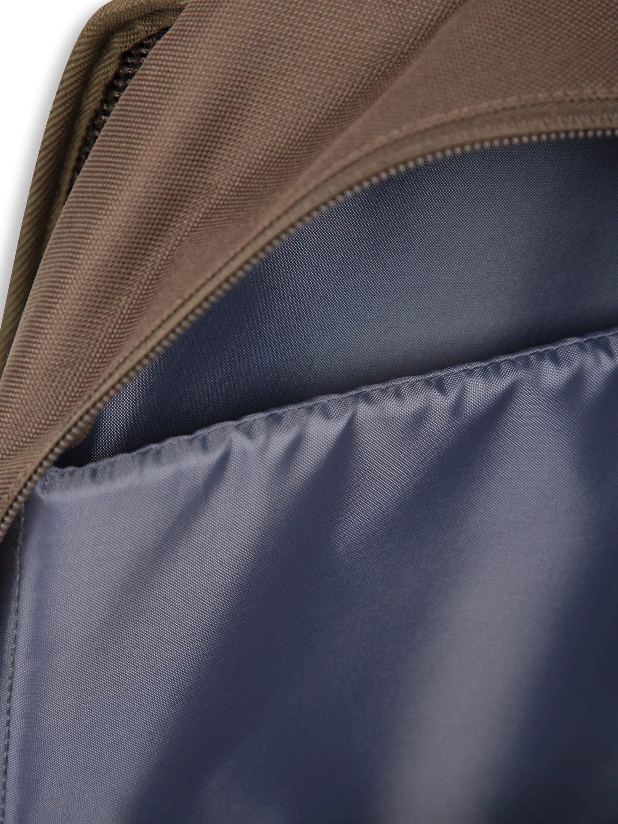 EMS Quest 23L Laptop Bag - Image 15