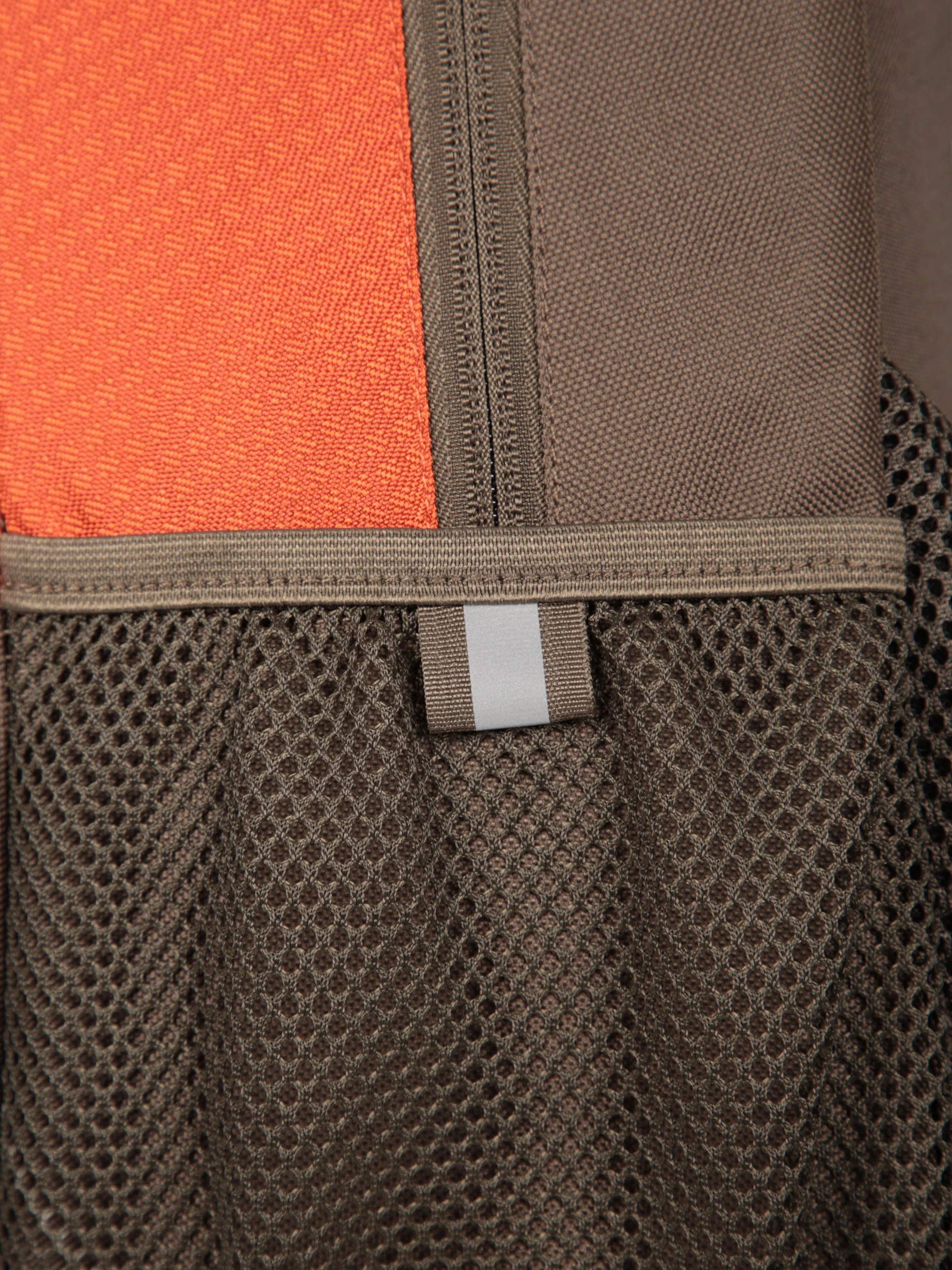 EMS Quest 23L Laptop Bag - Image 18