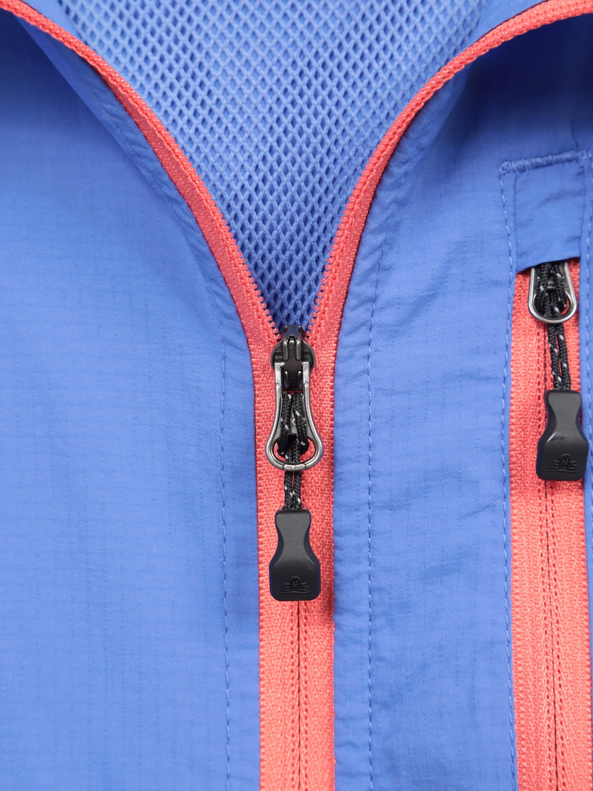 EMS Womens Tech Wind Shell - Image 5