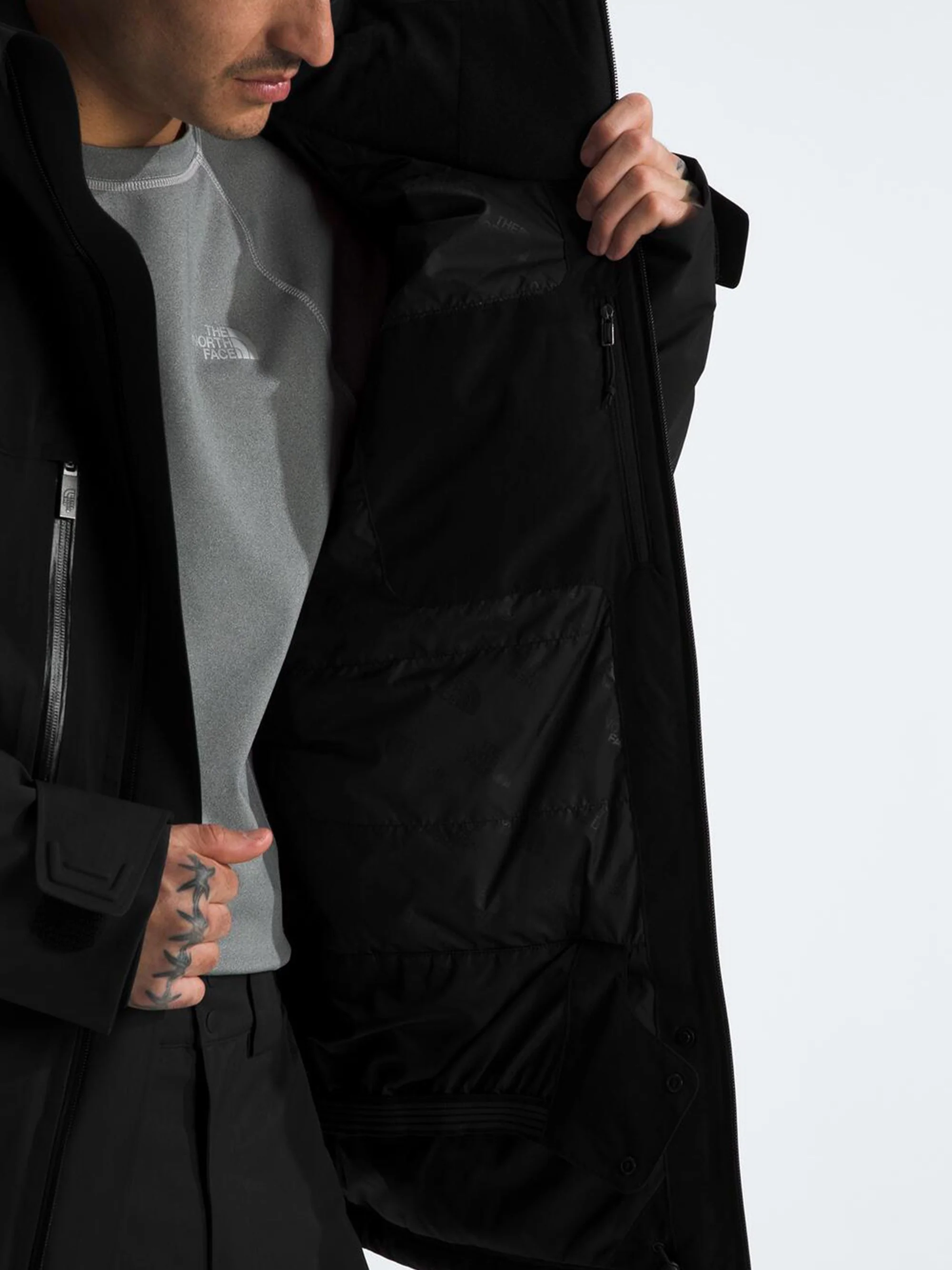 The North Face Mens Chakal Jacket - Image 7